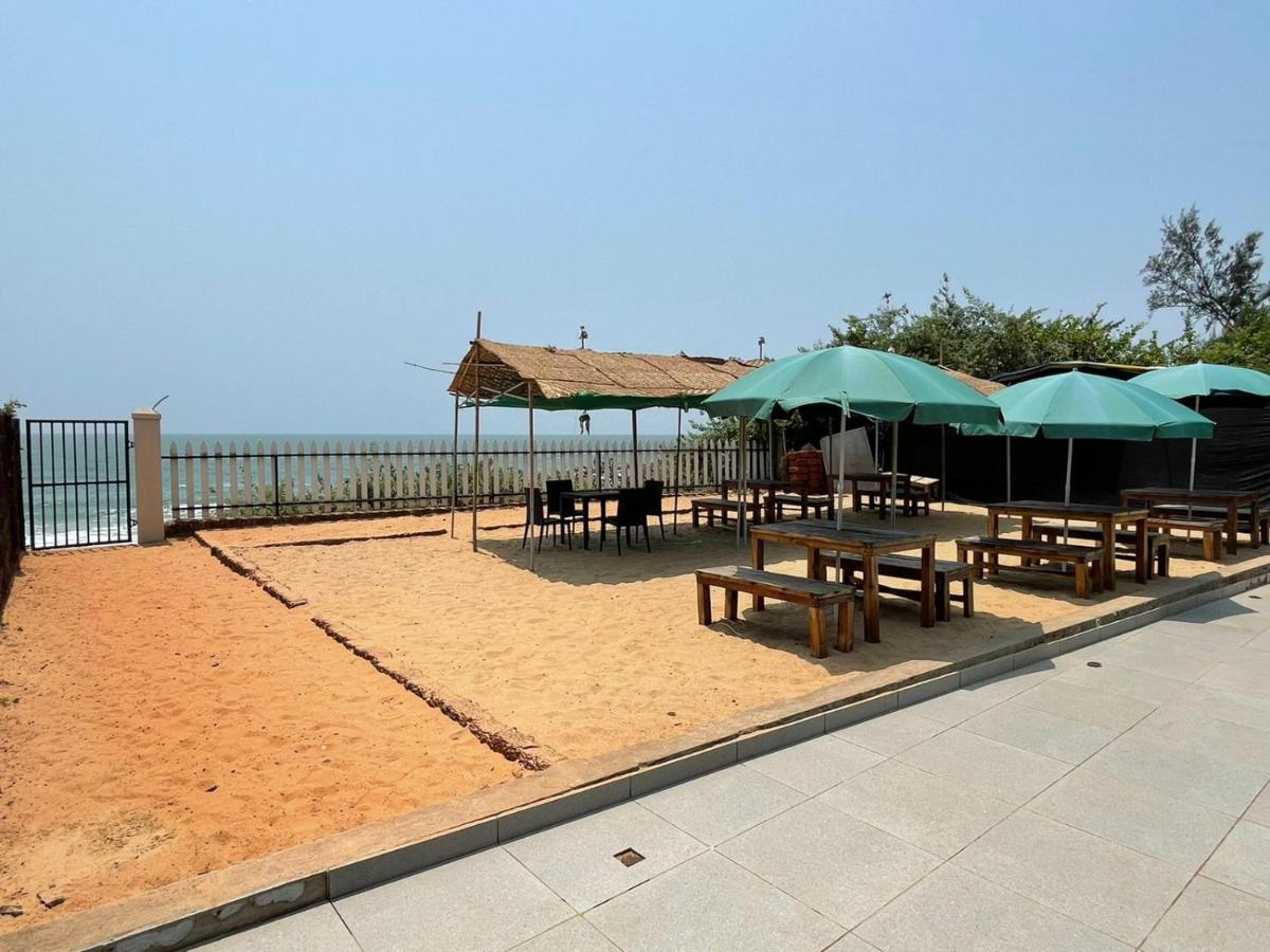 Kay'S By The Sea Hotel Ajgaon Bagian luar foto