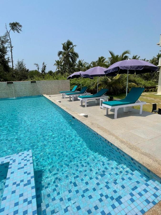 Kay'S By The Sea Hotel Ajgaon Bagian luar foto